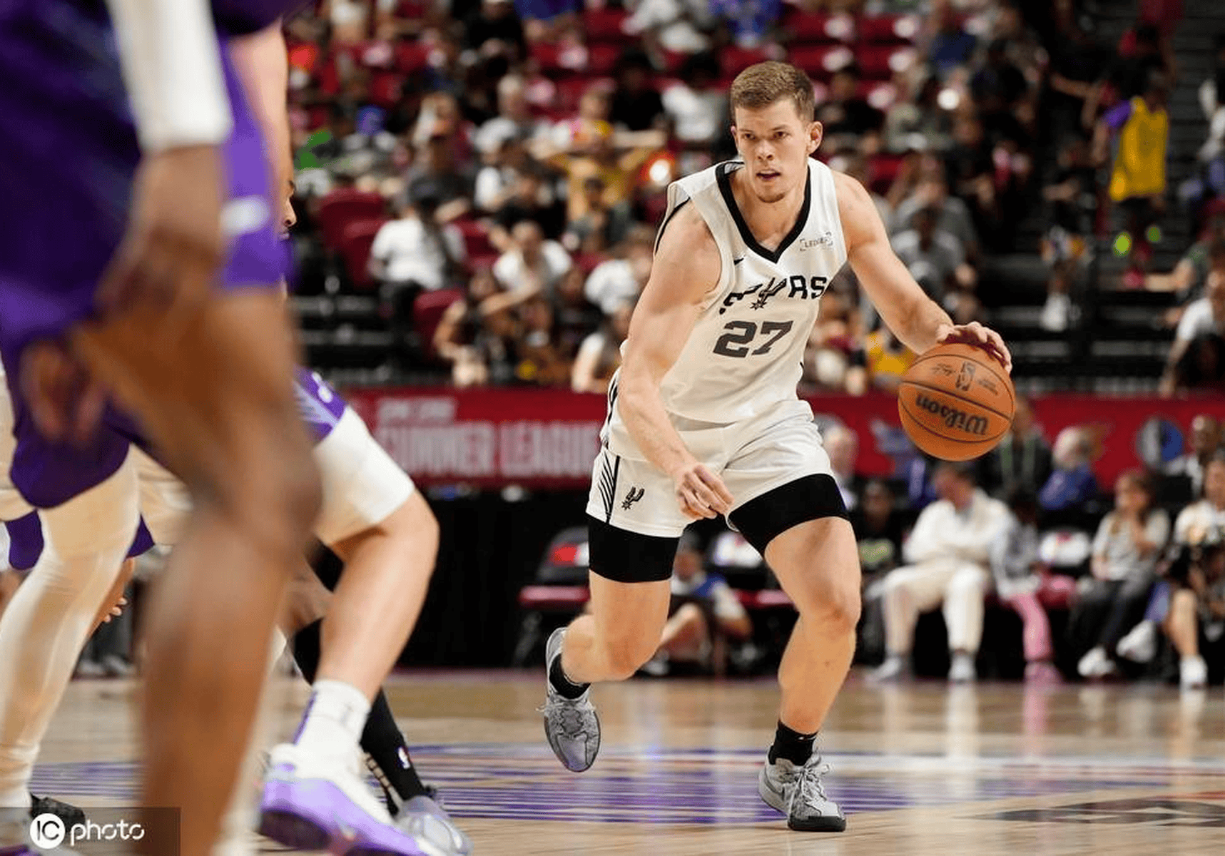 关键时刻犹他爵士强势反弹转会期圣安东尼奥马刺备战足总杯之后，转会期印第安纳步行者备战英超(犹他州立大学)